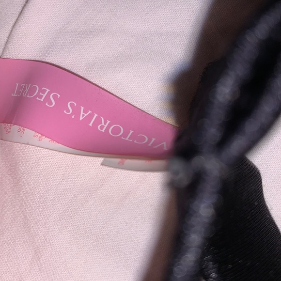 Victoria’s Secret Push-Up Bikini - Picture 4 of 5